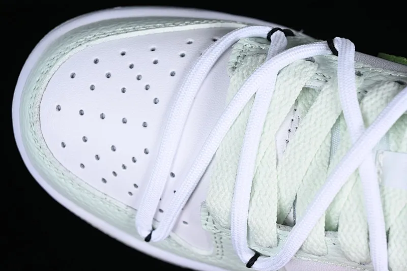 All categories Nk SB Dunk series Nk SB Dunk Low low-top sneakers Nk Dunk Low "Next Nature" refreshing green milk green SB strap low-top casual sneakers D1431-102